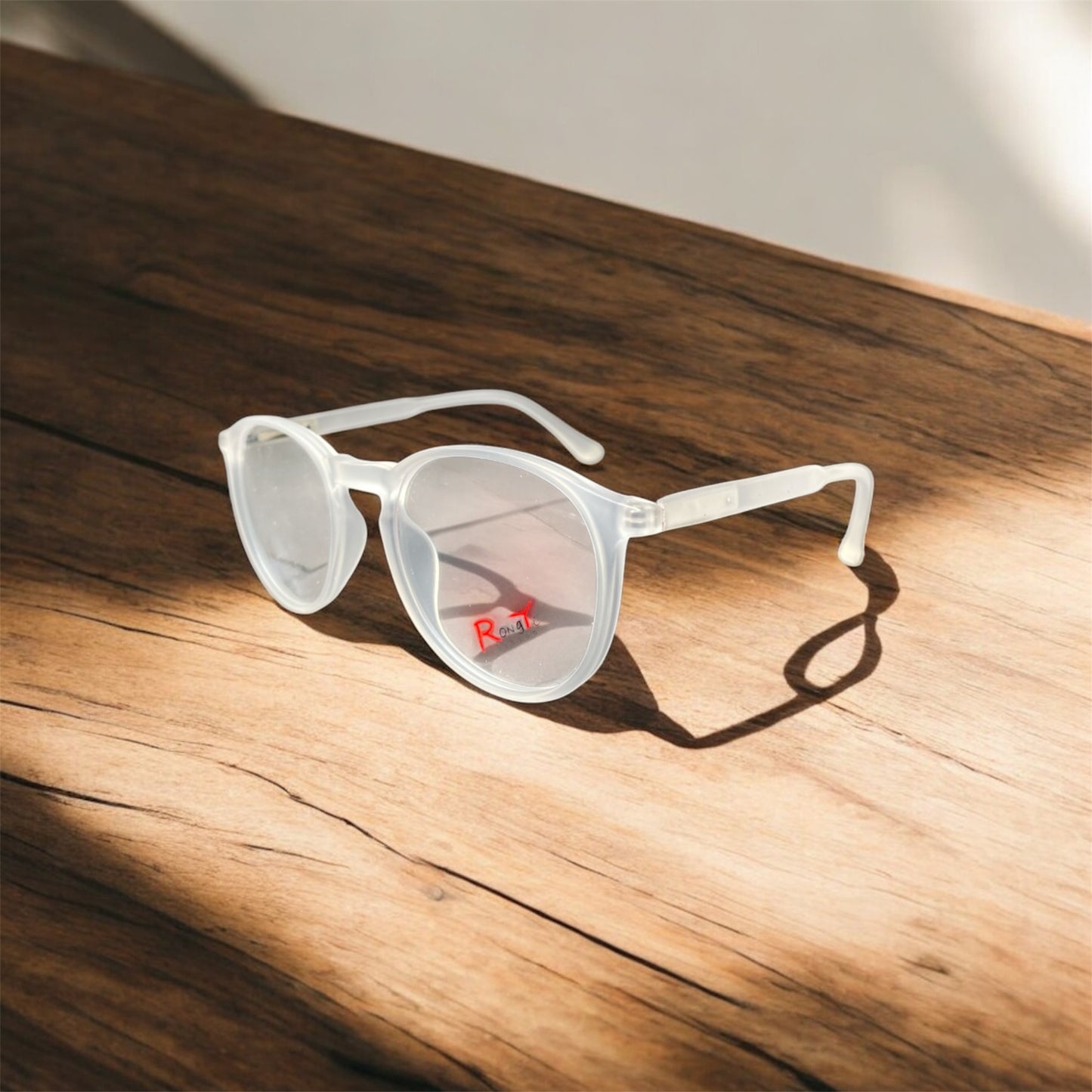 Rover – Glasses – 4T46